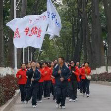 華南理工教職工歡樂(lè)環(huán)校跑